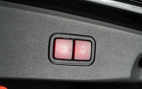 Mercedes-Benz E-Класс, 2014 год, 2 749 000 рублей, 26 фотография