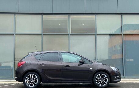 Opel Astra J, 2013 год, 559 000 рублей, 3 фотография