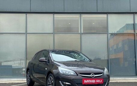 Opel Astra J, 2013 год, 559 000 рублей, 2 фотография