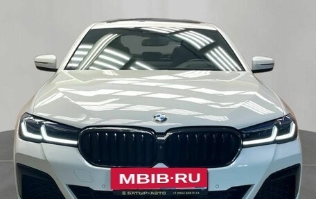 BMW 5 серия, 2020 год, 4 990 000 рублей, 8 фотография
