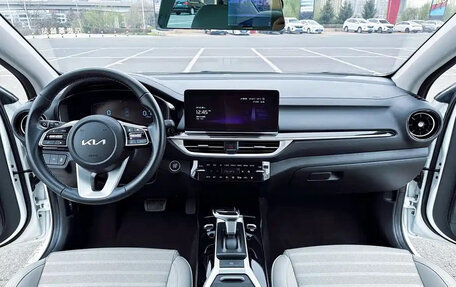 KIA K3, 2023 год, 1 260 001 рублей, 12 фотография