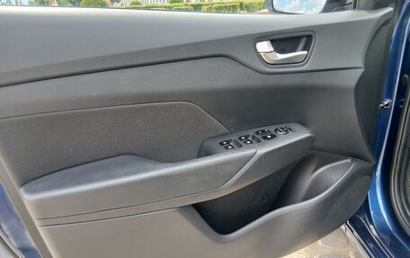 Hyundai Solaris II рестайлинг, 2021 год, 1 870 000 рублей, 10 фотография