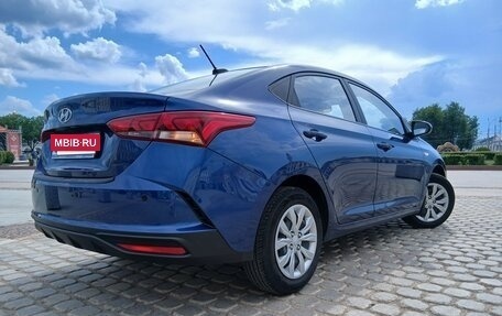 Hyundai Solaris II рестайлинг, 2021 год, 1 870 000 рублей, 5 фотография