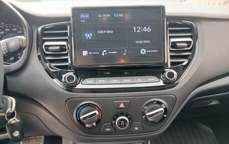 Hyundai Solaris II рестайлинг, 2021 год, 1 870 000 рублей, 14 фотография