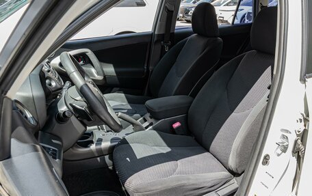Toyota RAV4, 2011 год, 1 230 000 рублей, 10 фотография