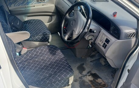 Nissan Liberty, 2000 год, 359 000 рублей, 7 фотография
