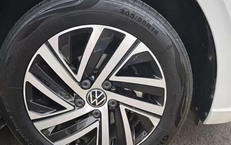 Volkswagen Lavida, 2023 год, 1 280 000 рублей, 10 фотография