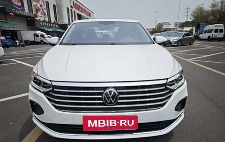 Volkswagen Lavida, 2023 год, 1 280 000 рублей, 2 фотография