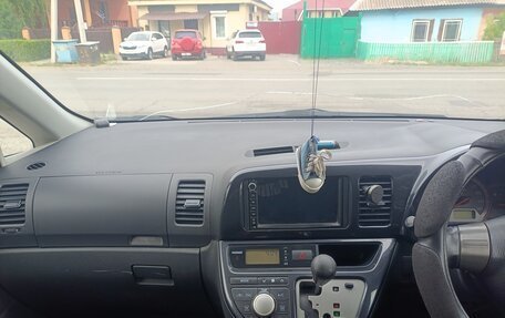 Toyota Wish II, 2005 год, 800 000 рублей, 7 фотография