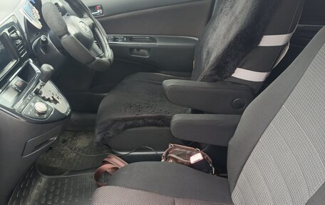 Toyota Wish II, 2005 год, 800 000 рублей, 12 фотография