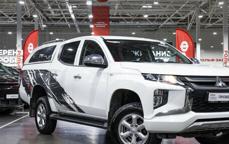 Mitsubishi L200 IV рестайлинг, 2022 год, 3 199 000 рублей, 7 фотография