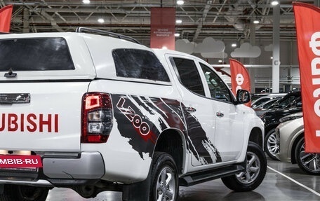 Mitsubishi L200 IV рестайлинг, 2022 год, 3 199 000 рублей, 10 фотография