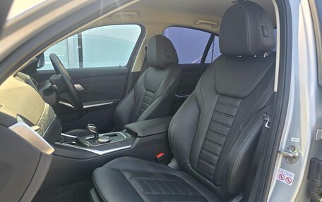 BMW 3 серия, 2021 год, 2 325 002 рублей, 15 фотография