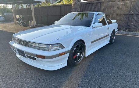 Toyota Soarer, 1987 год, 2 700 000 рублей, 1 фотография
