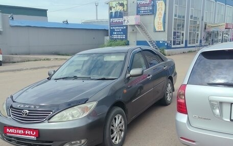 Toyota Camry V40, 2002 год, 670 000 рублей, 3 фотография