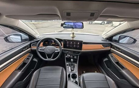 Volkswagen Bora, 2022 год, 1 280 000 рублей, 8 фотография