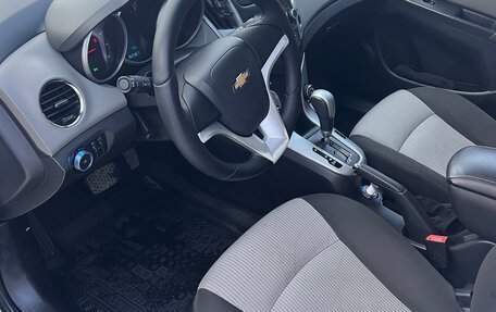 Chevrolet Cruze II, 2013 год, 850 000 рублей, 25 фотография