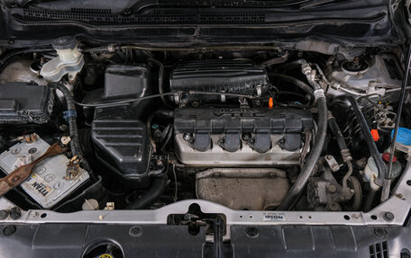 Honda Stream I рестайлинг, 2001 год, 459 000 рублей, 22 фотография