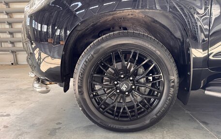 Toyota Land Cruiser Prado 150 рестайлинг 2, 2020 год, 4 987 654 рублей, 7 фотография