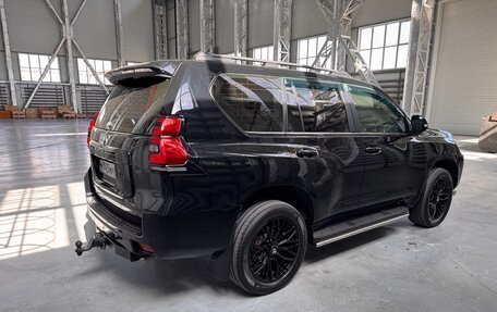 Toyota Land Cruiser Prado 150 рестайлинг 2, 2020 год, 4 987 654 рублей, 5 фотография