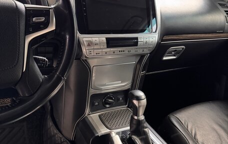 Toyota Land Cruiser Prado 150 рестайлинг 2, 2020 год, 4 987 654 рублей, 14 фотография