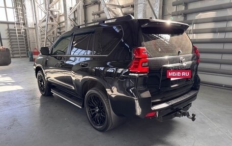 Toyota Land Cruiser Prado 150 рестайлинг 2, 2020 год, 4 987 654 рублей, 9 фотография