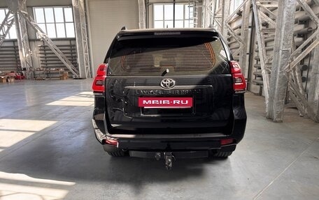 Toyota Land Cruiser Prado 150 рестайлинг 2, 2020 год, 4 987 654 рублей, 6 фотография
