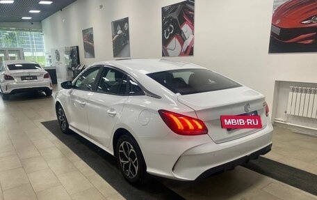 MG 5, 2023 год, 1 726 000 рублей, 10 фотография