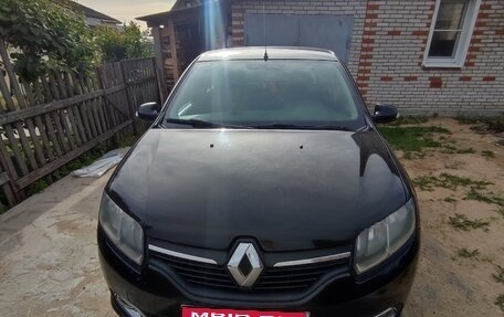 Renault Logan II, 2016 год, 650 000 рублей, 1 фотография