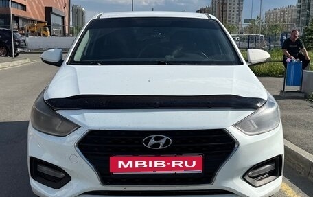 Hyundai Solaris II рестайлинг, 2019 год, 850 000 рублей, 5 фотография
