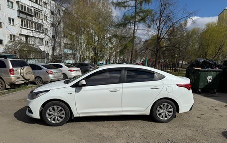 Hyundai Solaris II рестайлинг, 2019 год, 850 000 рублей, 14 фотография