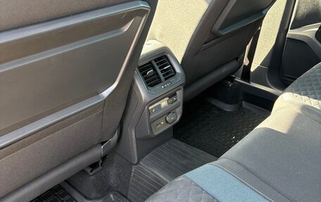 Volkswagen Tiguan II, 2019 год, 2 959 000 рублей, 9 фотография