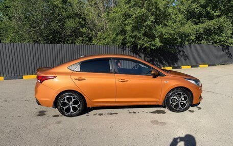 Hyundai Solaris II рестайлинг, 2018 год, 1 270 000 рублей, 2 фотография