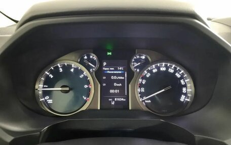 Toyota Land Cruiser Prado 150 рестайлинг 2, 2022 год, 5 500 000 рублей, 9 фотография