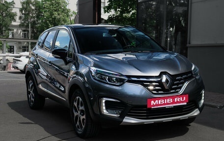 Renault Kaptur I рестайлинг, 2020 год, 1 450 000 рублей, 3 фотография
