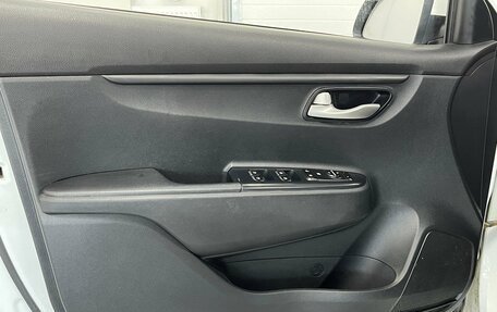 KIA Rio IV, 2019 год, 1 359 000 рублей, 17 фотография