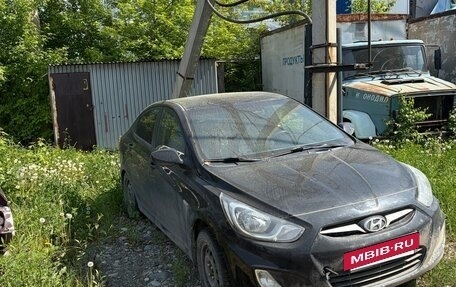 Hyundai Solaris II рестайлинг, 2011 год, 600 000 рублей, 2 фотография