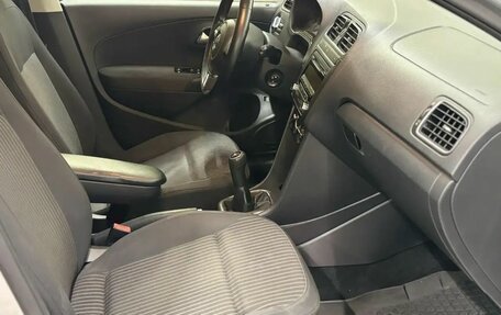 Volkswagen Polo VI (EU Market), 2011 год, 617 000 рублей, 7 фотография