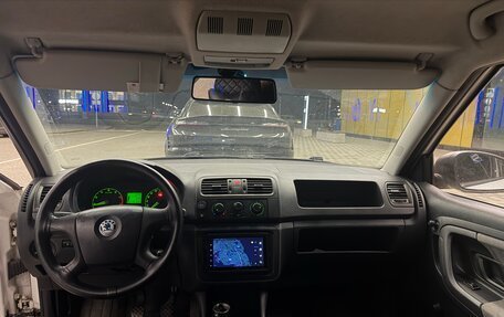 Skoda Fabia II, 2009 год, 430 000 рублей, 11 фотография