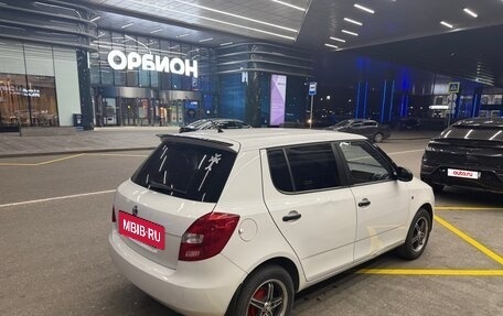 Skoda Fabia II, 2009 год, 430 000 рублей, 6 фотография