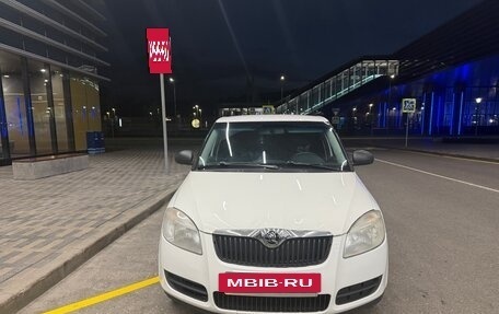 Skoda Fabia II, 2009 год, 430 000 рублей, 2 фотография