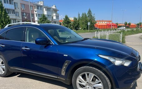 Infiniti QX70, 2015 год, 2 200 000 рублей, 4 фотография