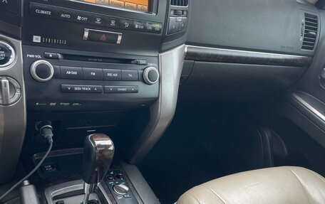 Toyota Land Cruiser 200, 2010 год, 2 299 000 рублей, 4 фотография