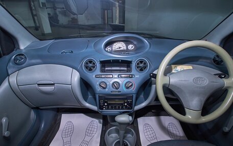 Toyota Vitz, 2001 год, 349 000 рублей, 10 фотография