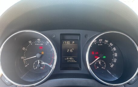 Skoda Yeti I рестайлинг, 2013 год, 1 150 000 рублей, 15 фотография