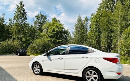 Hyundai Solaris II рестайлинг, 2012 год, 860 000 рублей, 6 фотография