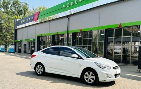 Hyundai Solaris II рестайлинг, 2012 год, 860 000 рублей, 8 фотография