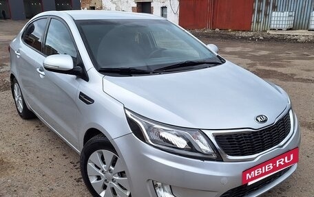 KIA Rio III рестайлинг, 2014 год, 690 000 рублей, 3 фотография