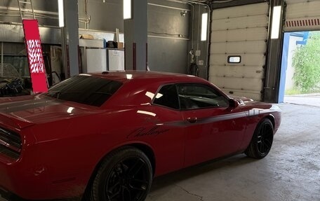 Dodge Challenger III рестайлинг 2, 2016 год, 5 500 000 рублей, 6 фотография