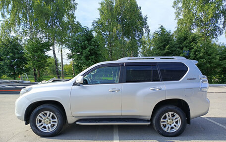 Toyota Land Cruiser Prado 150 рестайлинг 2, 2011 год, 2 950 000 рублей, 10 фотография